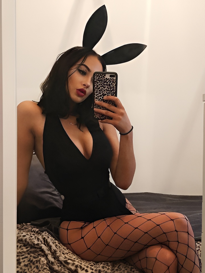 Эсмеральда привлекальеная девушка из Ярославля цена от 10000 руб