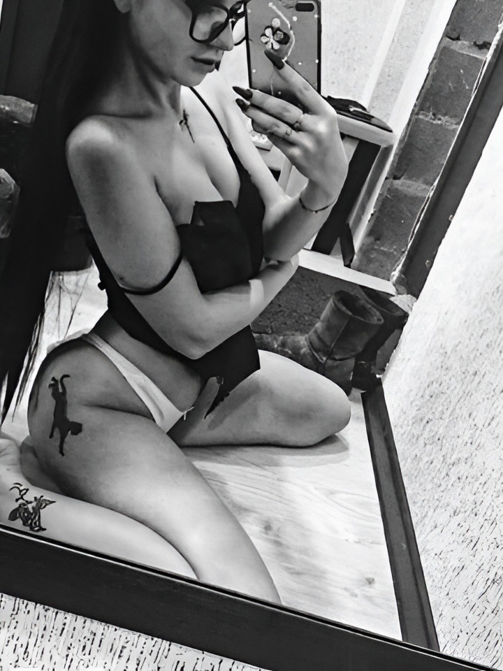 Устинья привлекальеная девушка из Ярославля цена от 3000 руб