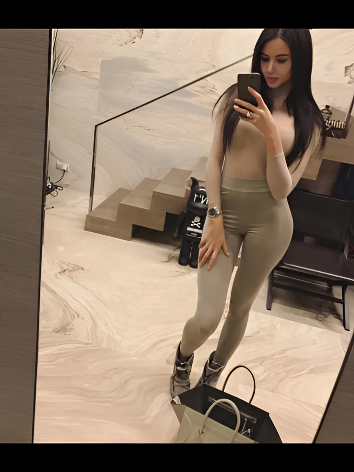 Индивидуалка Зоя, доступна для личного знакомства от 10000 руб