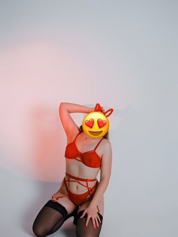 Амина привлекательная девушка из Ярославля цена от 2500 руб