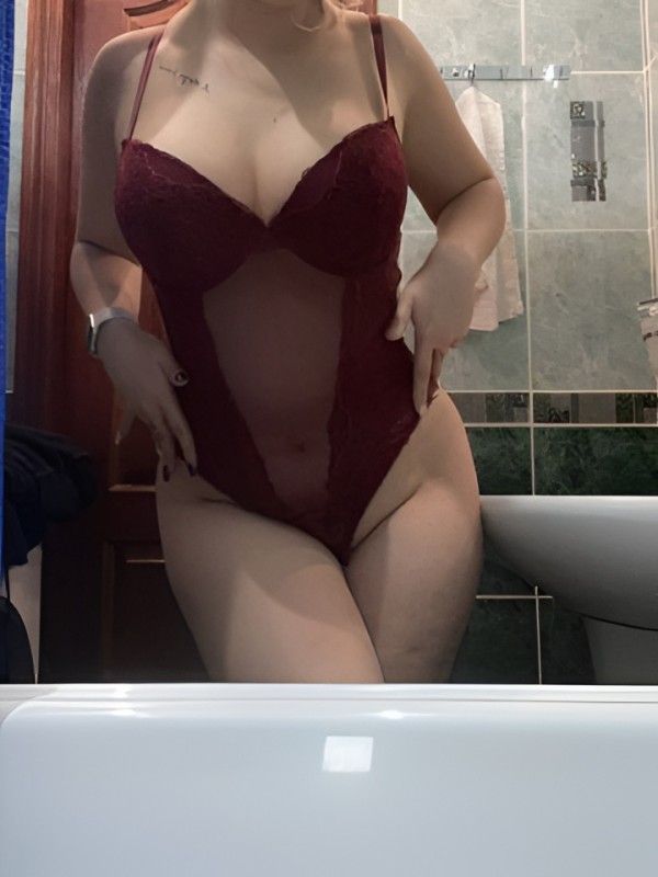 Ася привлекательная девушка из Ярославля цена от 1500 руб