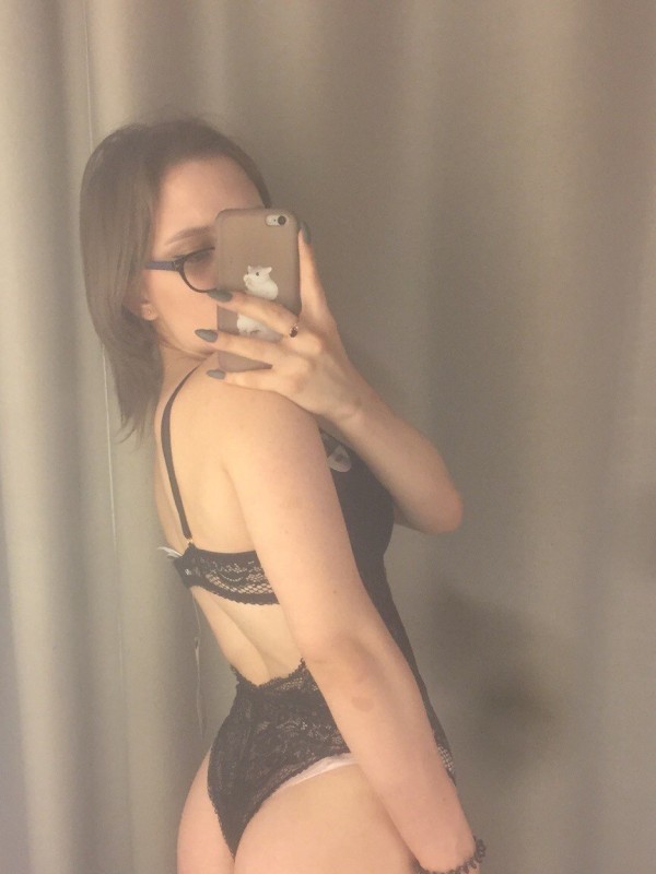 Татьяна привлекательная девушка из Ярославля цена от 3000 руб