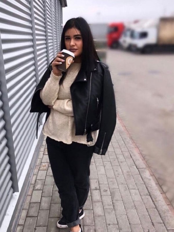 🎥 Алина привлекательная девушка из Ярославля цена от 5000 руб